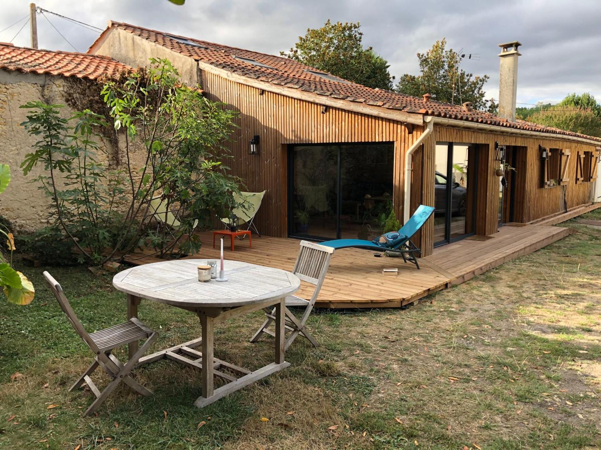 Uluwatu - Cottage Cosy Saint-Laurent-de-Medoc Eksteriør billede